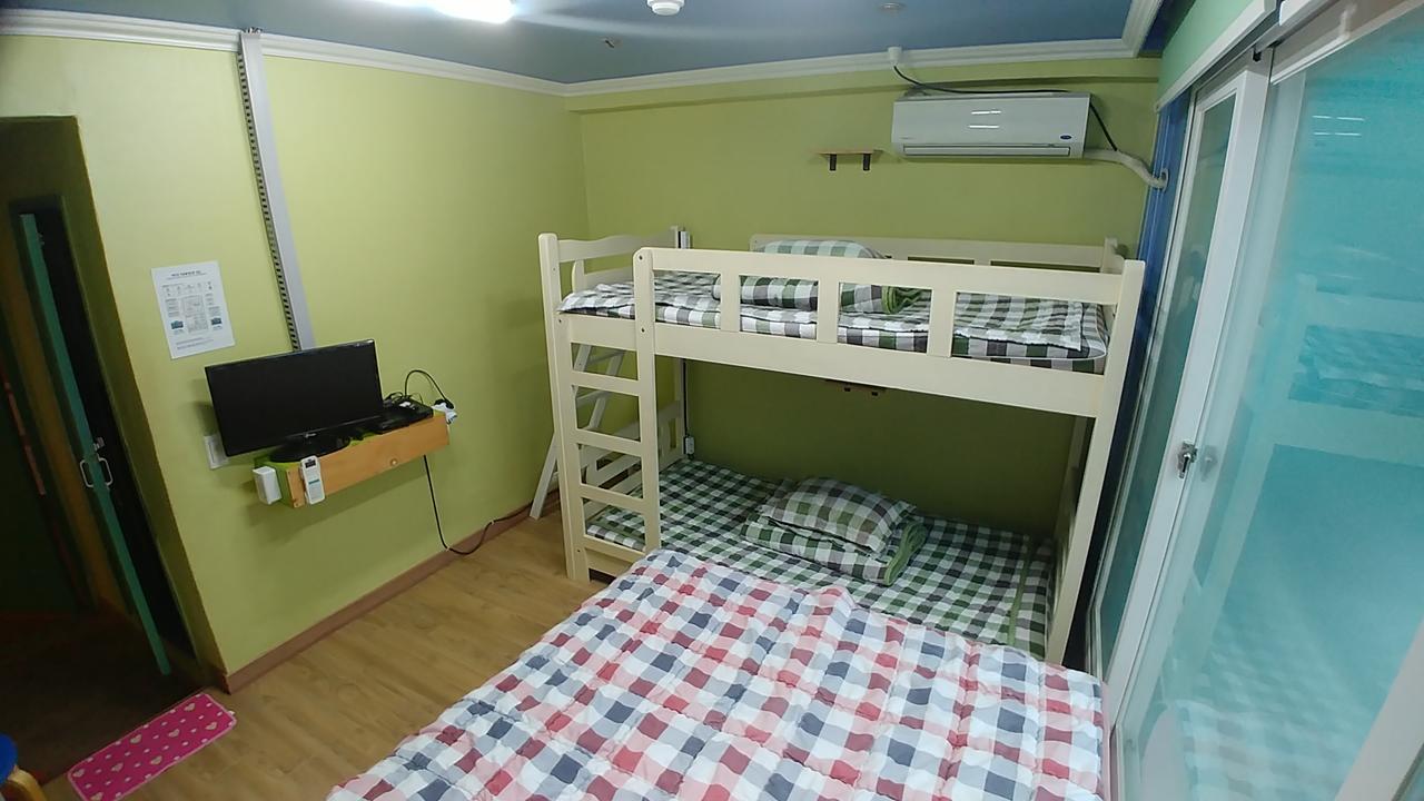 Bluefish Guesthouse Ciudad Metropolitana de Ciudad Metropolitana de Busan Exterior foto